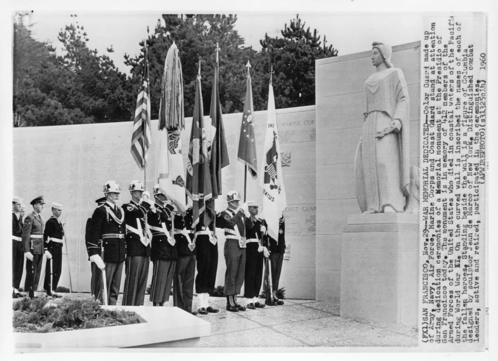 Black and white photo of the memorial’s dedication ceremony in 1960. Photo by the Associated Press.